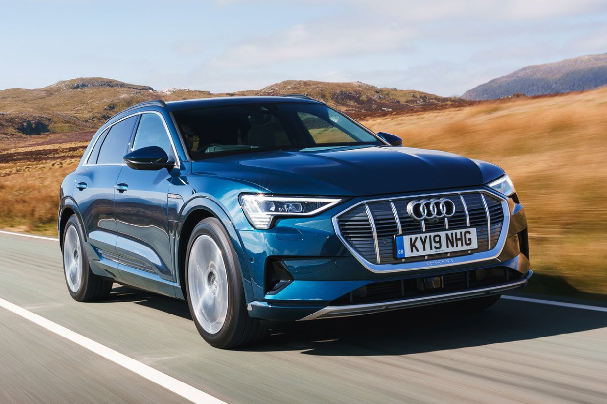 Audi e tron review Move Electric